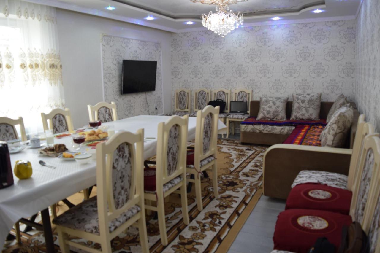 Naryn Guest House エクステリア 写真