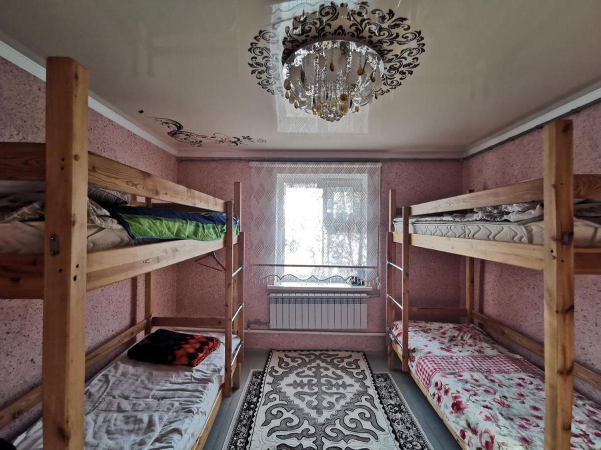 Naryn Guest House エクステリア 写真