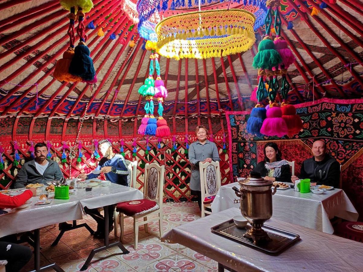 Naryn Guest House エクステリア 写真