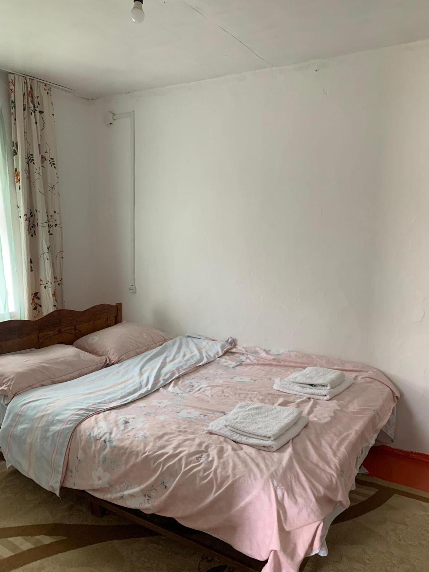 Naryn Guest House エクステリア 写真