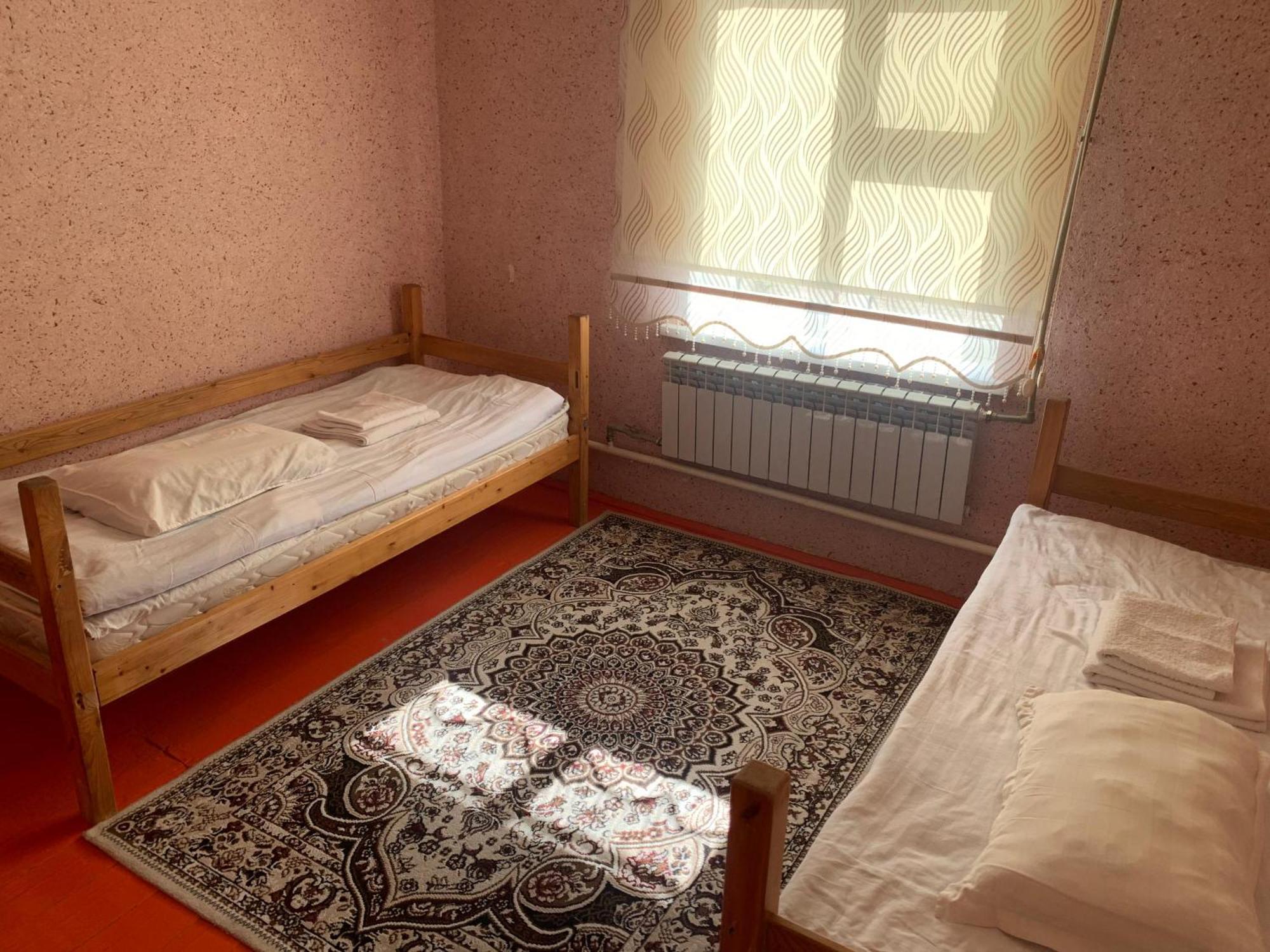 Naryn Guest House エクステリア 写真